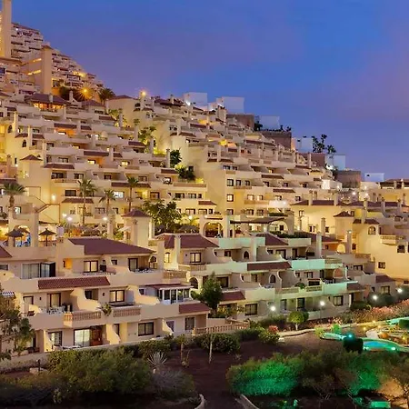 Ramada Residences By Wyndham Tenerife Costa Adeje فندق بلايا ذي لاس أميريكاس