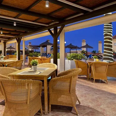 Ramada Residences By Wyndham Tenerife Costa Adeje فندق بلايا ذي لاس أميريكاس