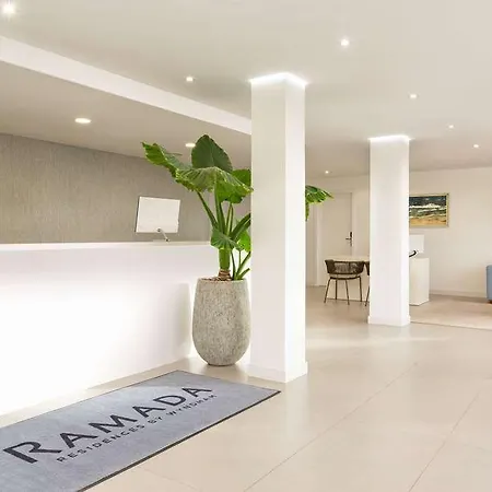 فندق Ramada Residences By Wyndham Tenerife Costa Adeje بلايا ذي لاس أميريكاس