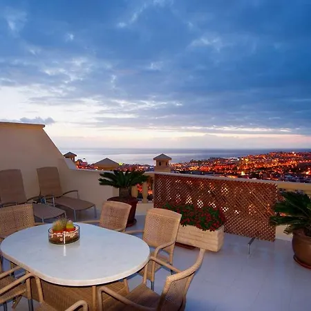 Ramada Residences By Wyndham Tenerife Costa Adeje بلايا ذي لاس أميريكاس