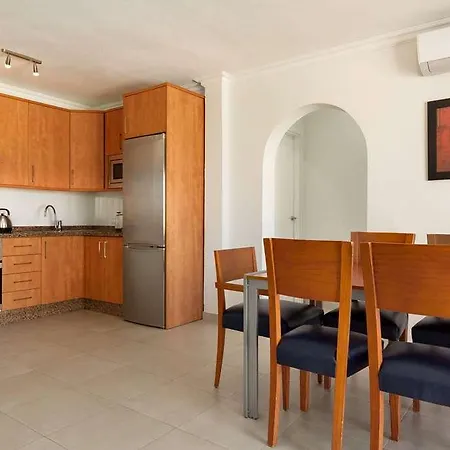 Ramada Residences By Wyndham Tenerife Costa Adeje 2* بلايا ذي لاس أميريكاس