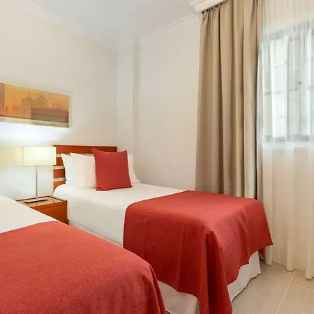 Ramada Residences By Wyndham Tenerife Costa Adeje فندق بلايا ذي لاس أميريكاس